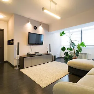 nadezhda-apartment-on-nauryzbay-batyr-37.hotels-of-almaty.com/