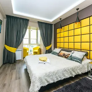 bessarabsky-kvartal.hotels-of-kiev.com/